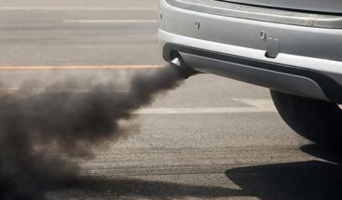 خودرو های مستهلک داخلی عاملی مهم در بروز ناترازی بنزین