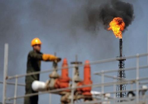 فروش نفت به پالایشگاه های فراسرزمینی ایران برای اولین بار دستاورد دولت سیزدهم